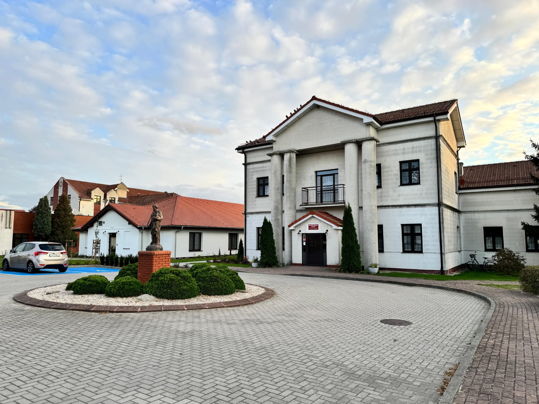 ZDJĘCIE GŁÓWNE PLACÓWKI
